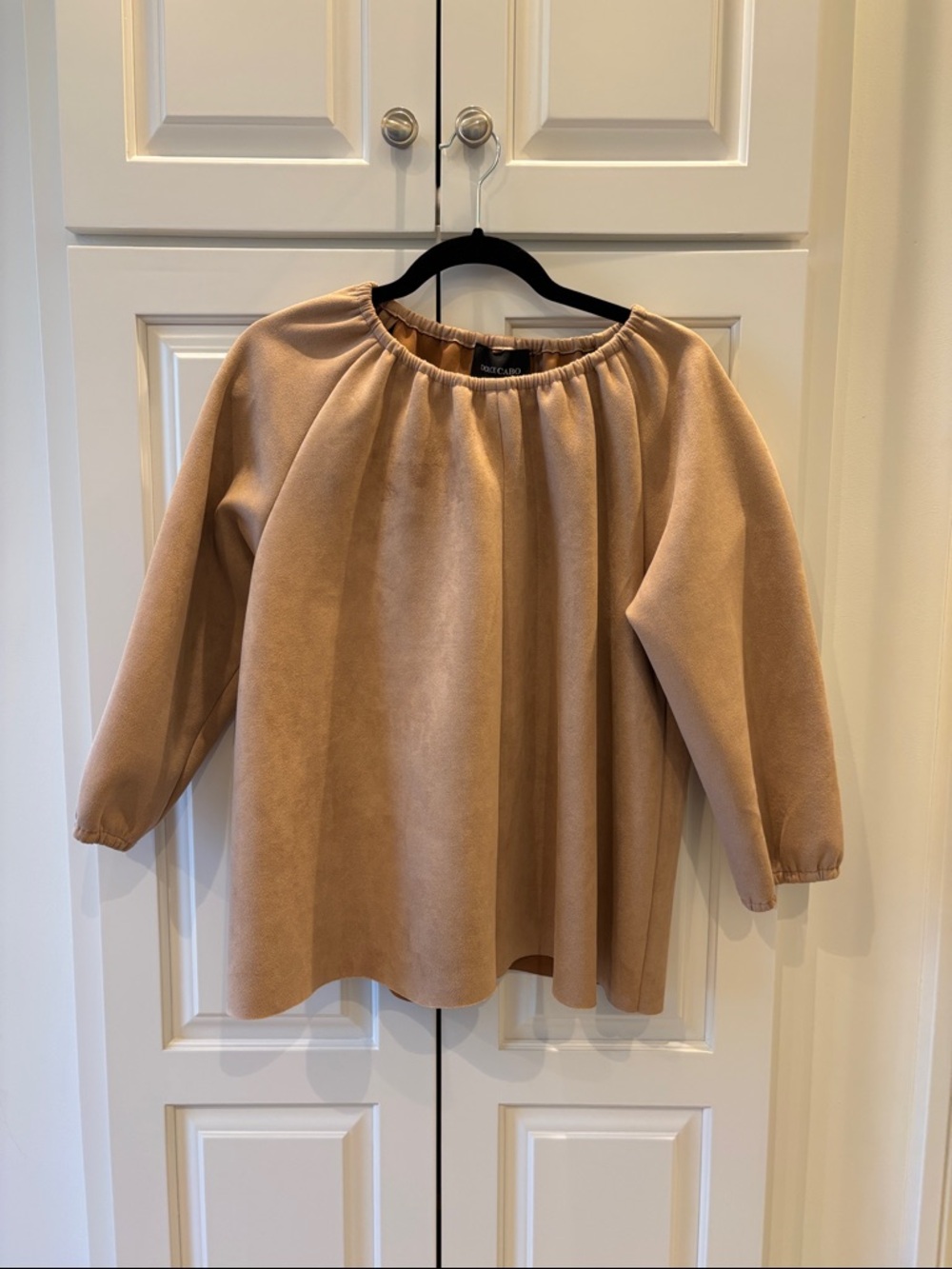 Dolce Cabo Camel/Tan Long Sleeve Peasant Top